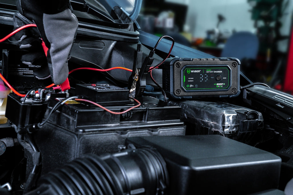 Mikroprocesorinis akumuliatoriaus įkroviklis su LCD WUBER 12V/6A