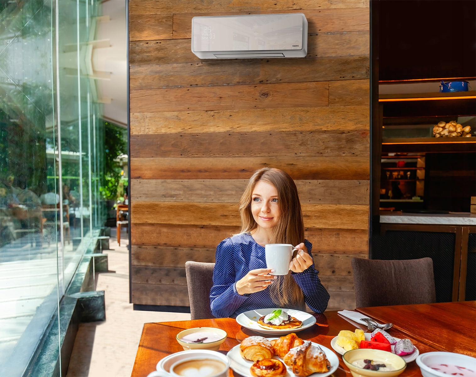 Elektrinė oro užuolaida + šildymas su WiFi ir pulteliu EBERG® Q4 2000W