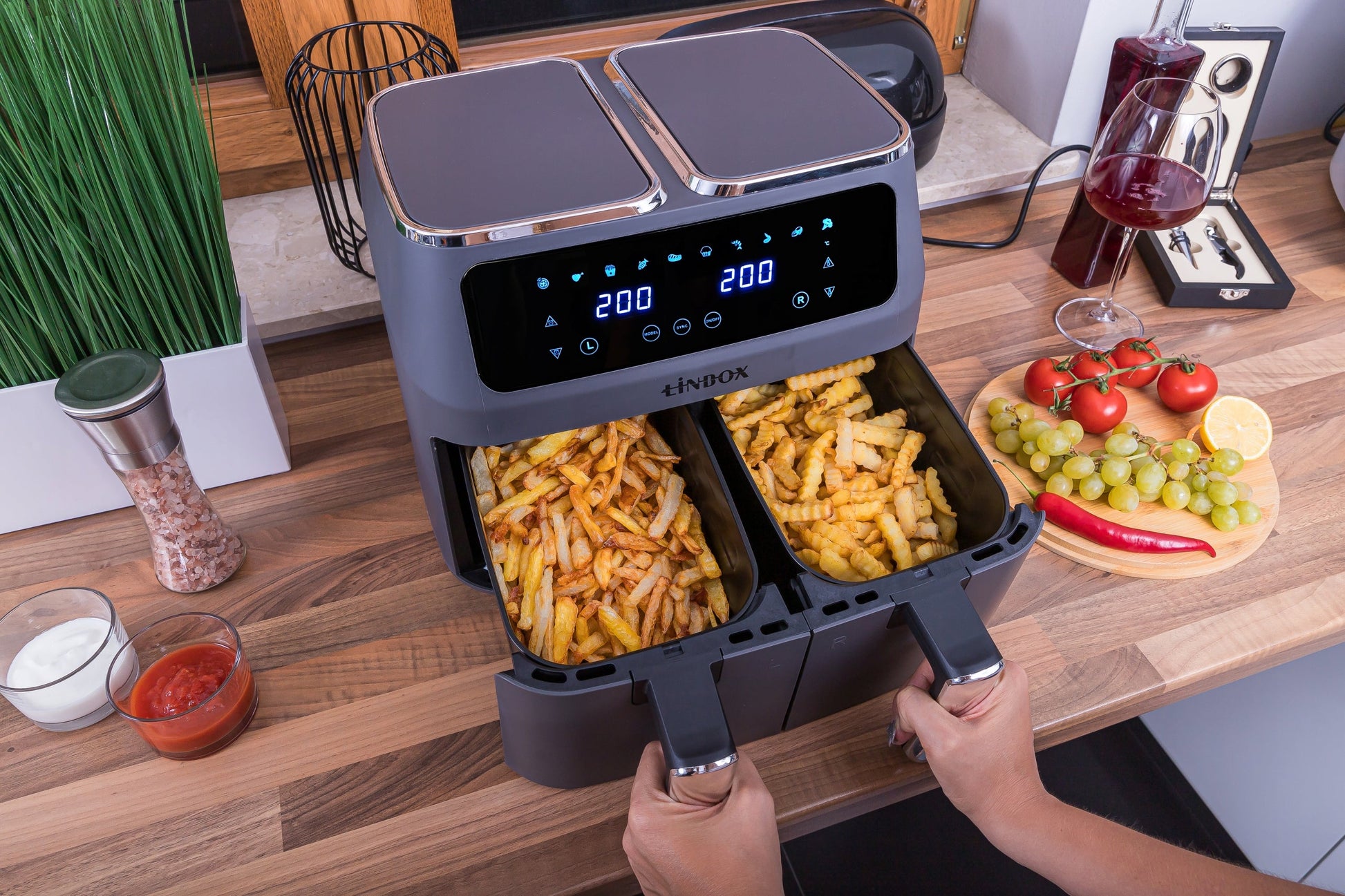Karšto oro gruzdintuvė 8 l Linbox AIR FRYER 4/4